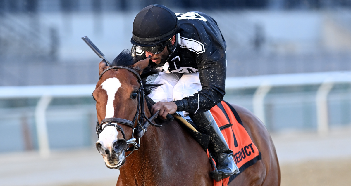 Silver enjoying the ride with Hot Fudge, Derby hopeful Honor Marie